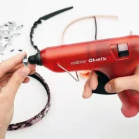Термоклеевой пистолет GLUEFIX